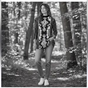 J. McLaughlin Black and Cream Patterned Top